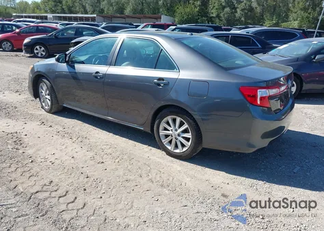2013 Toyota Camry Xle z USA, uszkodzony, nr VIN 4T1BF1FK3DU649078